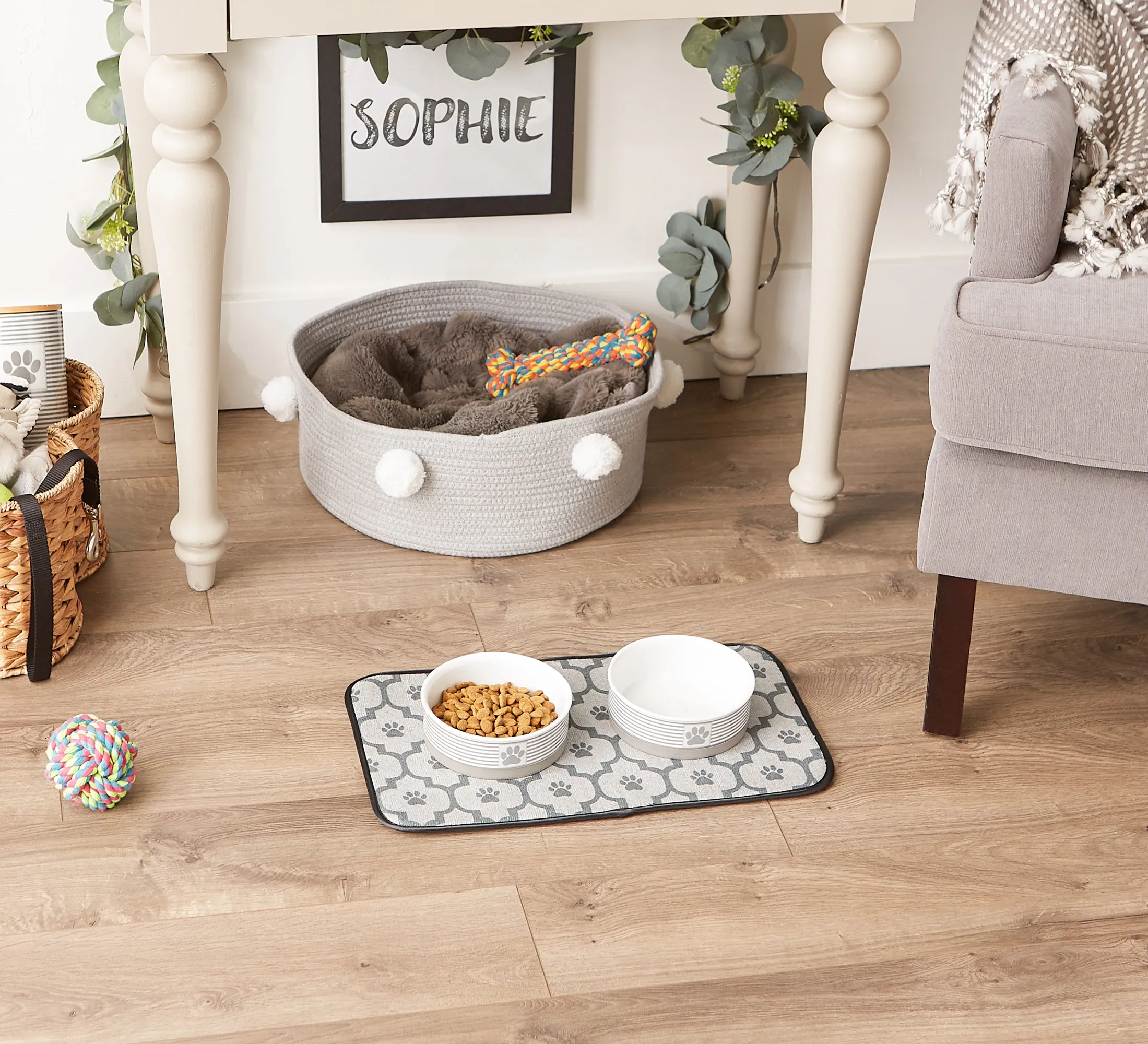 Gray Lattice Paw Pet Mat Small