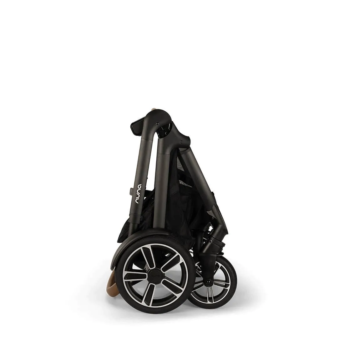 PIPA urbn   DEMI Next Travel System by Nuna