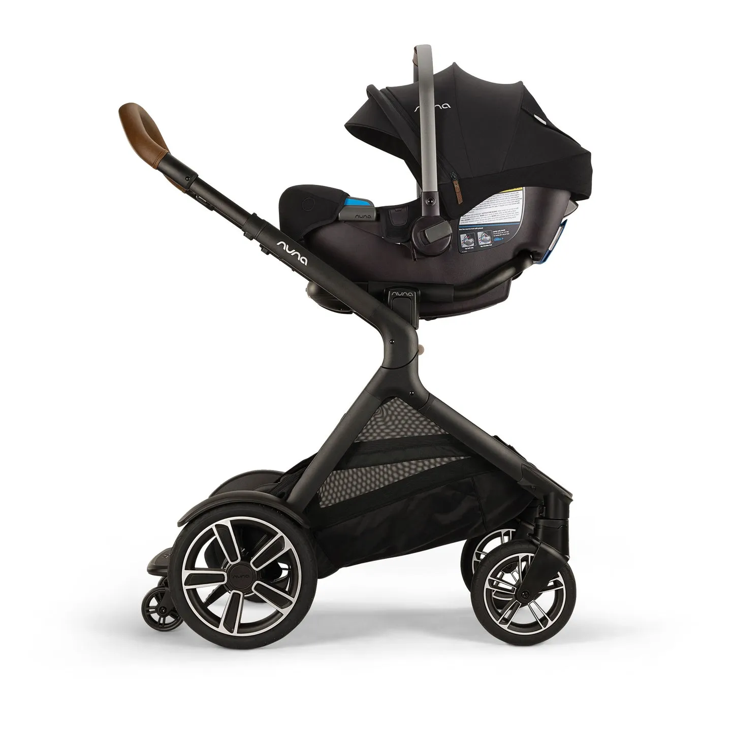 PIPA urbn   DEMI Next Travel System by Nuna